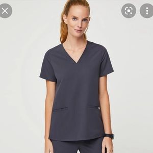 NWT Figs Casma top charcoal